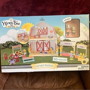 Honey Bee Acres Harvest Festival Playset